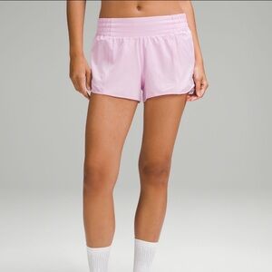 Lululemon Hotty Hot High-Rise Lined Short 2.5”